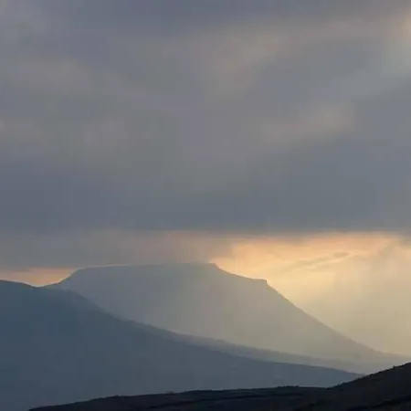 Hillside View Сasa de vacaciones